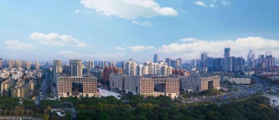 深耕十載煥新顏 奮楫揚帆譜新篇 鄞州銀行江北支行奏響兩江北岸高質量發展“協奏曲”2.jpg